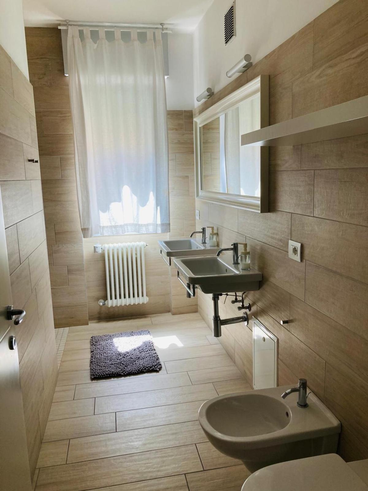 Piano B Apartment เตรนโต ภายนอก รูปภาพ
